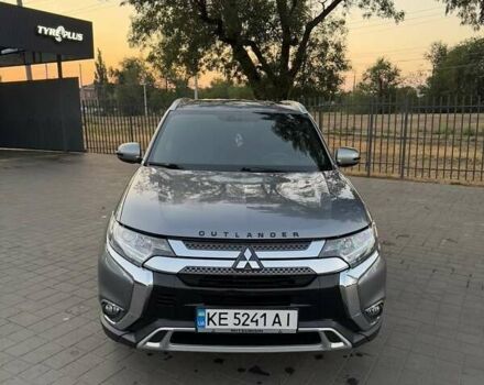 Міцубісі Аутлендер 2019 у Кривому Розі на Automoto.ua Сірий Міцубісі Аутлендер, об'ємом двигуна 2.4 л та пробігом 80 тис. км за 19100 $, фото 1 на Automoto.ua