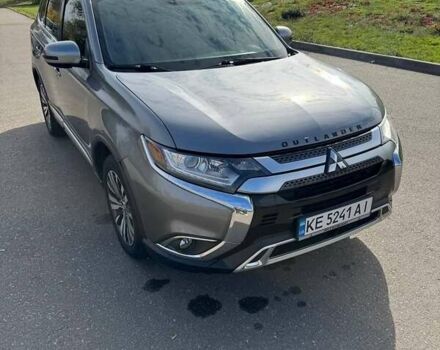 Міцубісі Аутлендер 2019 у Кривому Розі на Automoto.ua Сірий Міцубісі Аутлендер, об'ємом двигуна 2.4 л та пробігом 80 тис. км за 19100 $, фото 18 на Automoto.ua