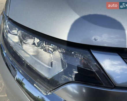 Серый Мицубиси Аутлендер, объемом двигателя 2.36 л и пробегом 123 тыс. км за 22000 $, фото 9 на Automoto.ua