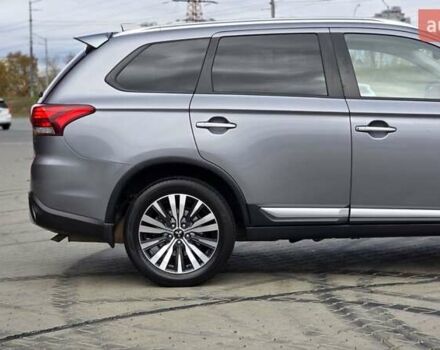 Мицубиси Аутлендер 2019 в Киеве на Automoto.ua Серый Мицубиси Аутлендер, объемом двигателя 2.4 л и пробегом 73 тыс. км за 20999 $, фото 15 на Automoto.ua