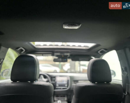 Серый Мицубиси Аутлендер, объемом двигателя 2 л и пробегом 80 тыс. км за 21800 $, фото 20 на Automoto.ua