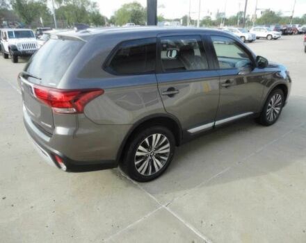 Серый Мицубиси Аутлендер, объемом двигателя 2.4 л и пробегом 38 тыс. км за 13200 $, фото 3 на Automoto.ua