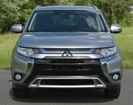 Серый Мицубиси Аутлендер, объемом двигателя 2.4 л и пробегом 35 тыс. км за 7600 $, фото 1 на Automoto.ua