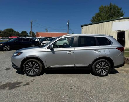 Сірий Міцубісі Аутлендер, об'ємом двигуна 2.4 л та пробігом 45 тис. км за 5800 $, фото 2 на Automoto.ua