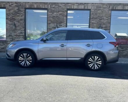 Сірий Міцубісі Аутлендер, об'ємом двигуна 3 л та пробігом 37 тис. км за 6100 $, фото 3 на Automoto.ua