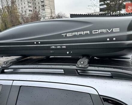 Серый Мицубиси Аутлендер, объемом двигателя 2 л и пробегом 70 тыс. км за 16899 $, фото 12 на Automoto.ua