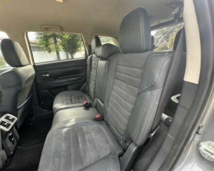 Сірий Міцубісі Аутлендер, об'ємом двигуна 2.4 л та пробігом 47 тис. км за 9300 $, фото 8 на Automoto.ua