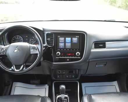 Серый Мицубиси Аутлендер, объемом двигателя 2.4 л и пробегом 35 тыс. км за 7600 $, фото 9 на Automoto.ua