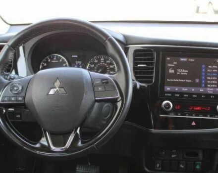 Мицубиси Аутлендер 2020 в Черкассах на Automoto.ua Серый Мицубиси Аутлендер, объемом двигателя 2.4 л и пробегом 68 тыс. км за 13000 $, фото 7 на Automoto.ua