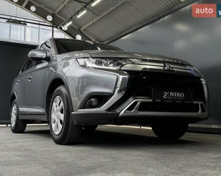 Серый Мицубиси Аутлендер, объемом двигателя 2 л и пробегом 91 тыс. км за 19000 $, фото 27 на Automoto.ua