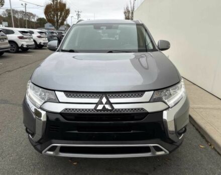 Серый Мицубиси Аутлендер, объемом двигателя 2.4 л и пробегом 36 тыс. км за 10200 $, фото 1 на Automoto.ua