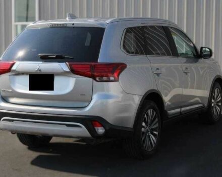 Мицубиси Аутлендер 2020 в Черкассах на Automoto.ua Серый Мицубиси Аутлендер, объемом двигателя 2.4 л и пробегом 68 тыс. км за 13000 $, фото 5 на Automoto.ua