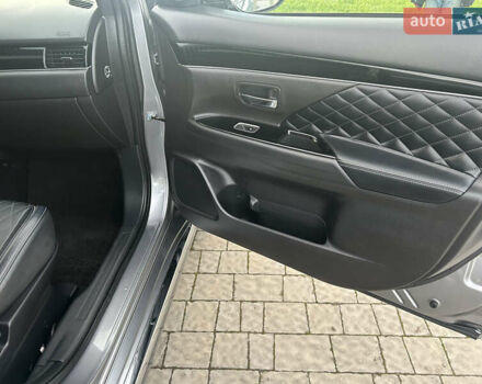 Сірий Міцубісі Аутлендер, об'ємом двигуна 0 л та пробігом 157 тис. км за 25900 $, фото 26 на Automoto.ua