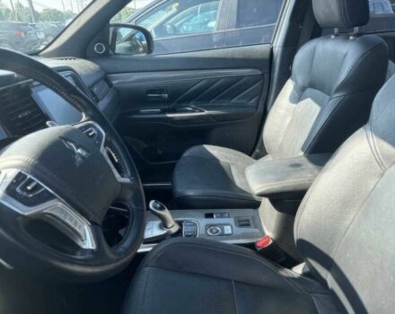 Сірий Міцубісі Аутлендер, об'ємом двигуна 2 л та пробігом 37 тис. км за 16800 $, фото 8 на Automoto.ua