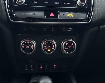 Серый Мицубиси Аутлендер, объемом двигателя 2 л и пробегом 70 тыс. км за 16899 $, фото 10 на Automoto.ua