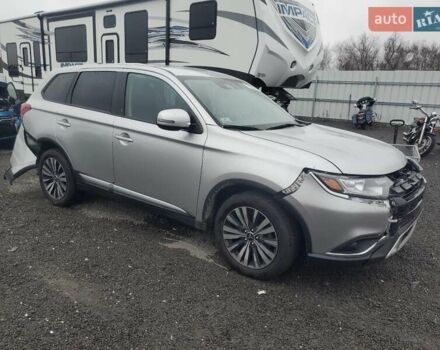 Серый Мицубиси Аутлендер, объемом двигателя 2.36 л и пробегом 112 тыс. км за 2900 $, фото 3 на Automoto.ua