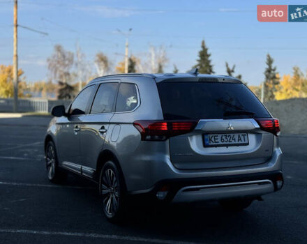 Міцубісі Аутлендер 2020 у Дніпро (Дніпропетровську) на Automoto.ua Сірий Міцубісі Аутлендер, об'ємом двигуна 2.36 л та пробігом 29 тис. км за 25500 $, фото 22 на Automoto.ua