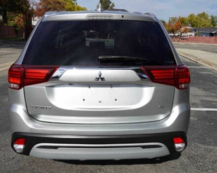 Сірий Міцубісі Аутлендер, об'ємом двигуна 2.4 л та пробігом 49 тис. км за 12100 $, фото 6 на Automoto.ua