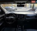 Серый Мицубиси Аутлендер, объемом двигателя 2.36 л и пробегом 136 тыс. км за 15000 $, фото 11 на Automoto.ua