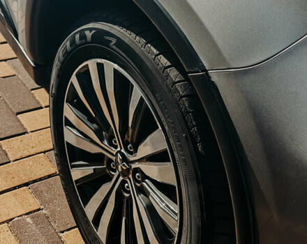 Серый Мицубиси Аутлендер, объемом двигателя 2.4 л и пробегом 95 тыс. км за 16500 $, фото 6 на Automoto.ua