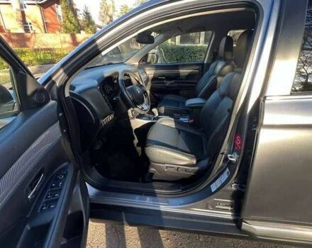 Сірий Міцубісі Аутлендер, об'ємом двигуна 2.4 л та пробігом 120 тис. км за 21200 $, фото 6 на Automoto.ua