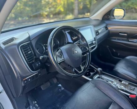 Сірий Міцубісі Аутлендер, об'ємом двигуна 2.4 л та пробігом 33 тис. км за 3000 $, фото 10 на Automoto.ua