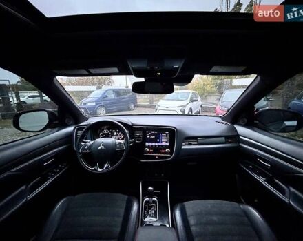 Міцубісі Аутлендер 2020 у Одесі на Automoto.ua Сірий Міцубісі Аутлендер, об'ємом двигуна 2.4 л та пробігом 225 тис. км за 19800 $, фото 36 на Automoto.ua