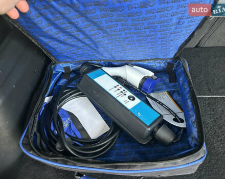 Сірий Міцубісі Аутлендер, об'ємом двигуна 0 л та пробігом 157 тис. км за 25900 $, фото 9 на Automoto.ua