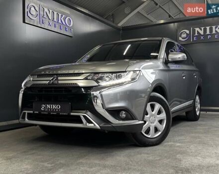 Серый Мицубиси Аутлендер, объемом двигателя 2 л и пробегом 91 тыс. км за 19000 $, фото 7 на Automoto.ua