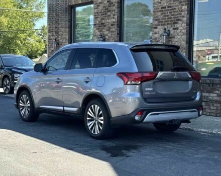 Сірий Міцубісі Аутлендер, об'ємом двигуна 3 л та пробігом 37 тис. км за 6100 $, фото 4 на Automoto.ua