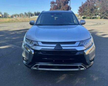 Сірий Міцубісі Аутлендер, об'ємом двигуна 2.4 л та пробігом 33 тис. км за 3000 $, фото 1 на Automoto.ua