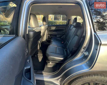 Серый Мицубиси Аутлендер, объемом двигателя 2.4 л и пробегом 120 тыс. км за 23200 $, фото 13 на Automoto.ua