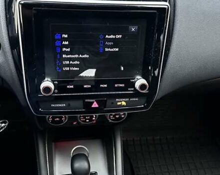 Серый Мицубиси Аутлендер, объемом двигателя 2 л и пробегом 70 тыс. км за 16899 $, фото 9 на Automoto.ua