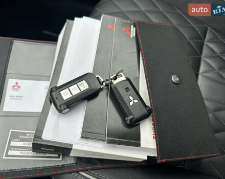 Сірий Міцубісі Аутлендер, об'ємом двигуна 2.36 л та пробігом 179 тис. км за 24950 $, фото 37 на Automoto.ua