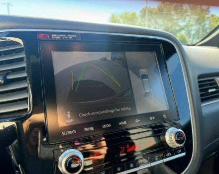 Серый Мицубиси Аутлендер, объемом двигателя 2 л и пробегом 37 тыс. км за 13400 $, фото 9 на Automoto.ua