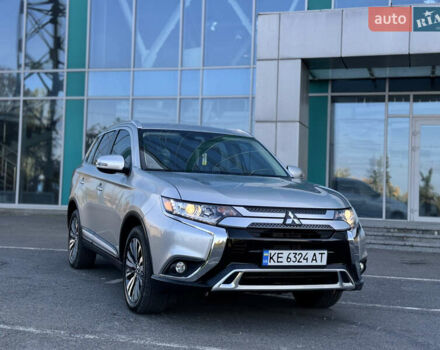 Міцубісі Аутлендер 2020 у Дніпро (Дніпропетровську) на Automoto.ua Сірий Міцубісі Аутлендер, об'ємом двигуна 2.36 л та пробігом 29 тис. км за 25500 $, фото 18 на Automoto.ua