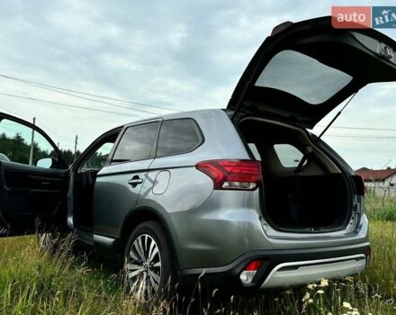 Сірий Міцубісі Аутлендер, об'ємом двигуна 2.36 л та пробігом 91 тис. км за 21150 $, фото 13 на Automoto.ua