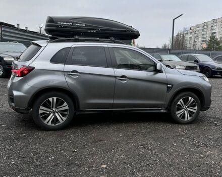 Серый Мицубиси Аутлендер, объемом двигателя 2 л и пробегом 70 тыс. км за 16799 $, фото 3 на Automoto.ua