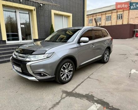 Сірий Міцубісі Аутлендер, об'ємом двигуна 2.36 л та пробігом 136 тис. км за 14800 $, фото 1 на Automoto.ua