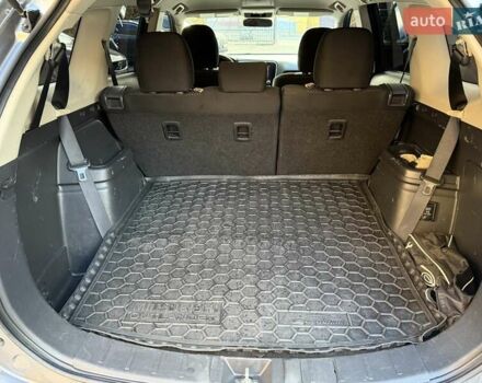 Серый Мицубиси Аутлендер, объемом двигателя 2.36 л и пробегом 136 тыс. км за 14900 $, фото 19 на Automoto.ua