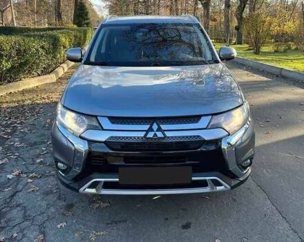 Сірий Міцубісі Аутлендер, об'ємом двигуна 2.4 л та пробігом 120 тис. км за 21200 $, фото 2 на Automoto.ua