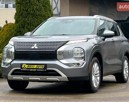 Серый Мицубиси Аутлендер, объемом двигателя 2.49 л и пробегом 46 тыс. км за 24500 $, фото 2 на Automoto.ua