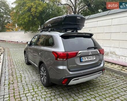 Сірий Міцубісі Аутлендер, об'ємом двигуна 2.36 л та пробігом 114 тис. км за 20000 $, фото 15 на Automoto.ua