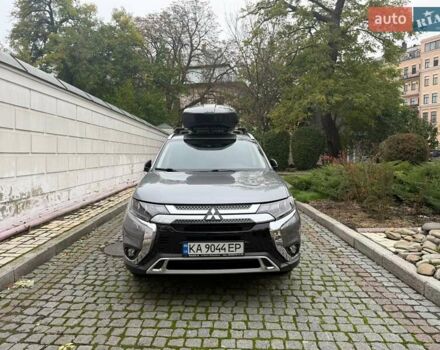 Сірий Міцубісі Аутлендер, об'ємом двигуна 2.36 л та пробігом 114 тис. км за 20000 $, фото 21 на Automoto.ua