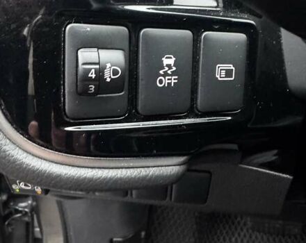 Серый Мицубиси Аутлендер, объемом двигателя 2 л и пробегом 122 тыс. км за 19988 $, фото 16 на Automoto.ua