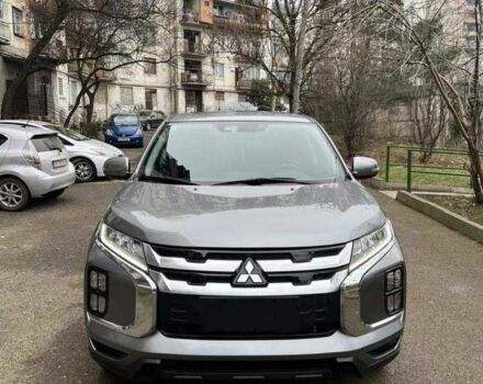 Серый Мицубиси Аутлендер, объемом двигателя 2 л и пробегом 49 тыс. км за 12600 $, фото 2 на Automoto.ua