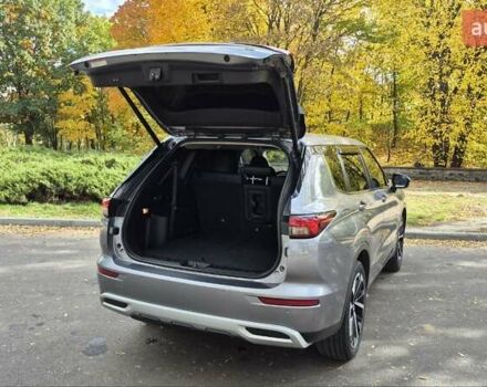 Сірий Міцубісі Аутлендер, об'ємом двигуна 2.49 л та пробігом 128 тис. км за 22700 $, фото 9 на Automoto.ua