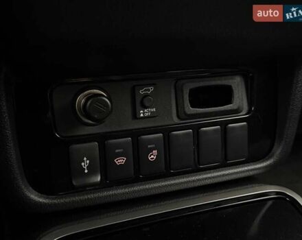 Серый Мицубиси Аутлендер, объемом двигателя 2 л и пробегом 122 тыс. км за 20990 $, фото 18 на Automoto.ua