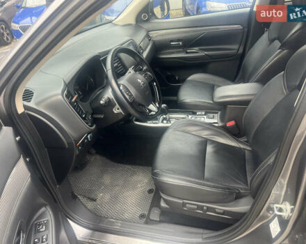 Серый Мицубиси Аутлендер, объемом двигателя 2.4 л и пробегом 99 тыс. км за 22900 $, фото 14 на Automoto.ua