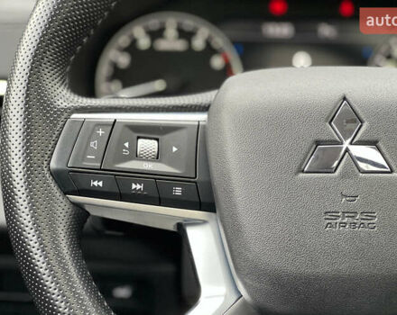 Серый Мицубиси Аутлендер, объемом двигателя 2.49 л и пробегом 46 тыс. км за 24500 $, фото 11 на Automoto.ua
